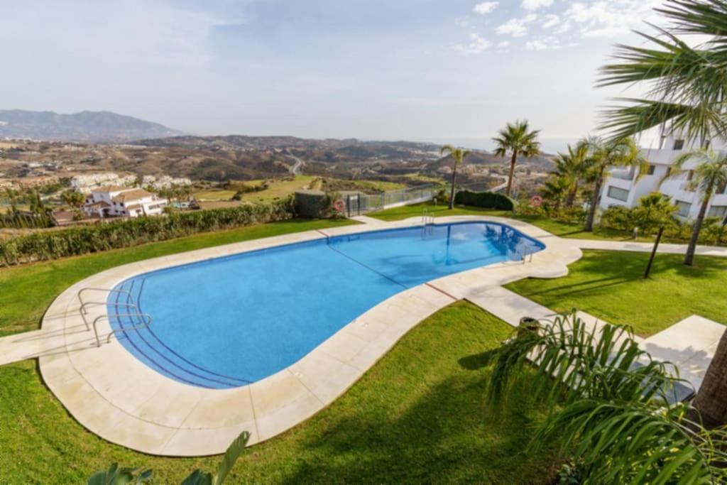 Los Cortijos - Golf & Sea - Ct 130 Málaga Exterior foto